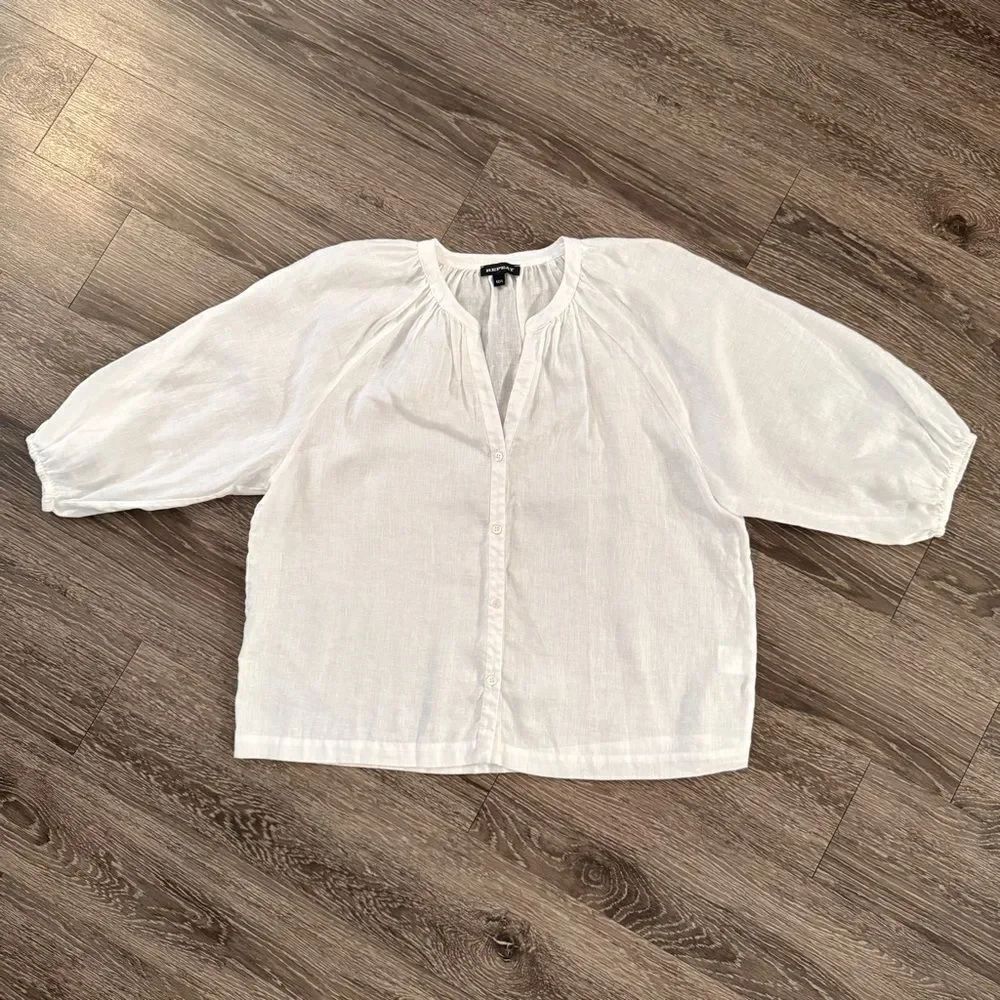 Repeat Buttoned Linen Puff Sleeve Blouse